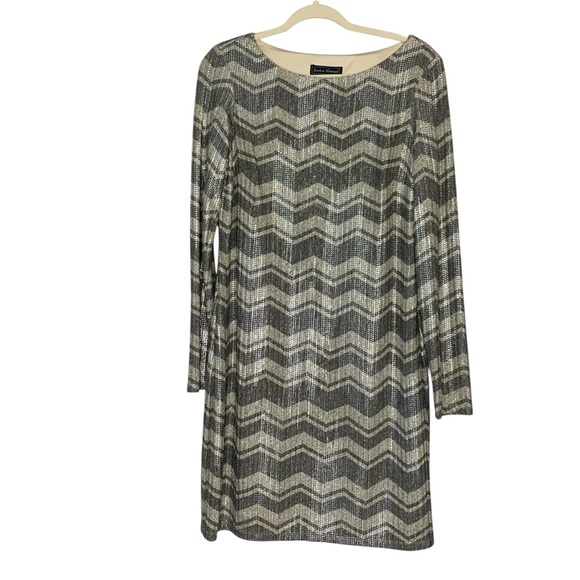 Jessica Howard silver and gray metallic chevron long sleeve shift dress. Size 12 - Picture 1 of 10